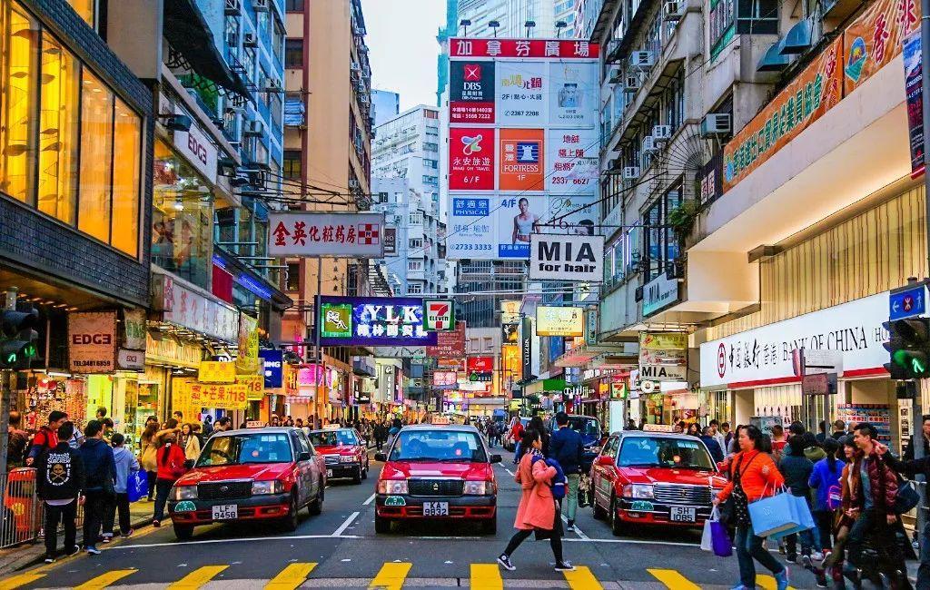 香港移民最新政策解析，探寻小巷风情，开启新生活之旅！