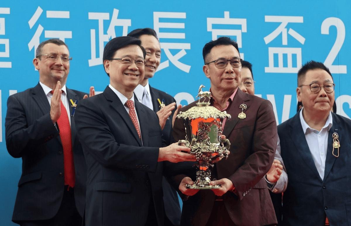 2024香港全年免费资料,策略优化计划_颠覆版31.248